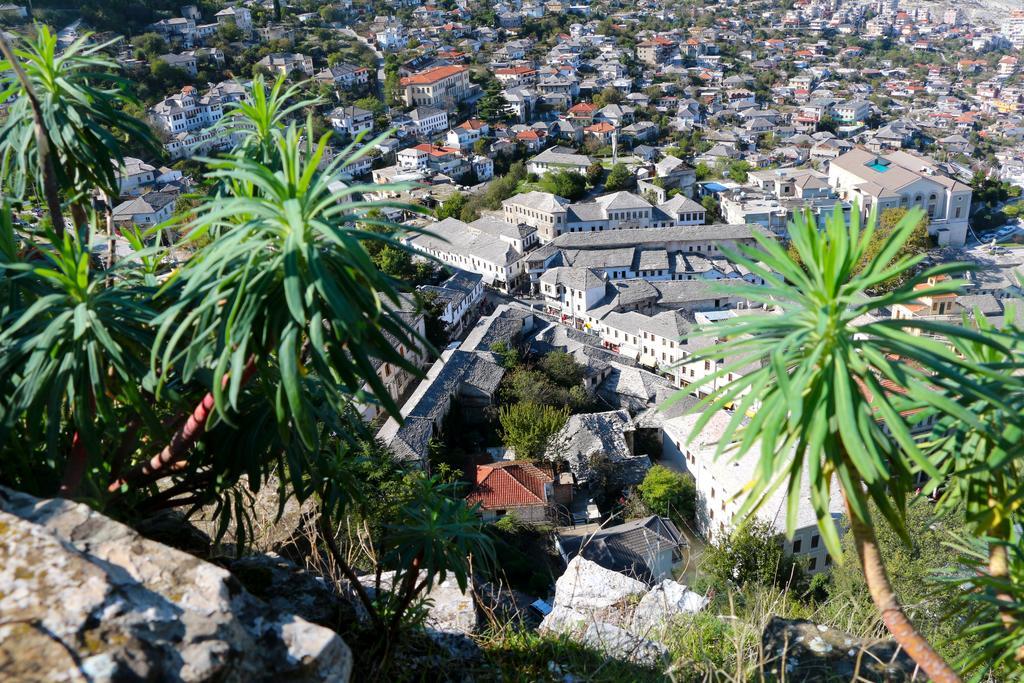 Stone City Hostel Gjirokastër 外观 照片