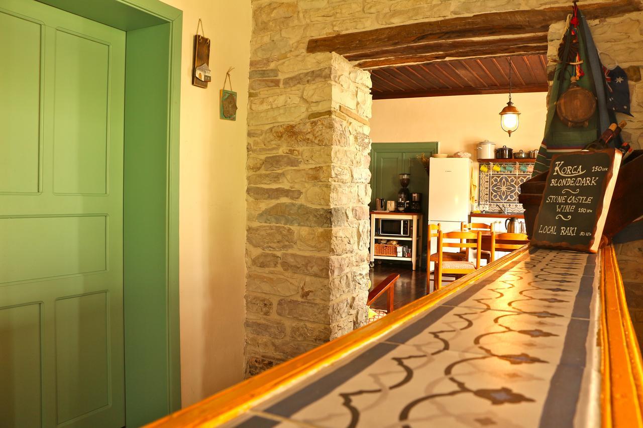 Stone City Hostel Gjirokastër 外观 照片